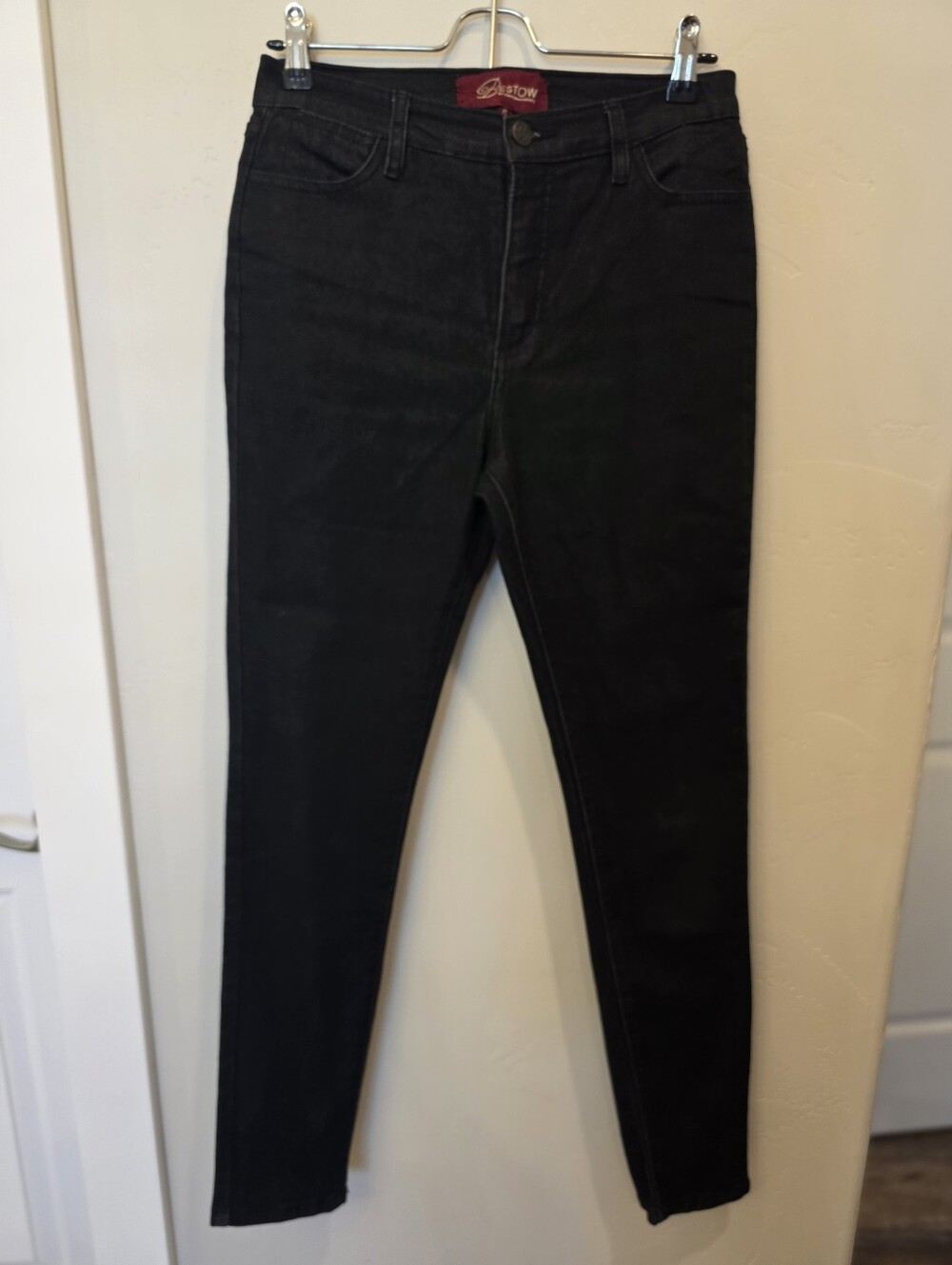 Bestow Women's High-Rise Black Skinny Jeans Size 8